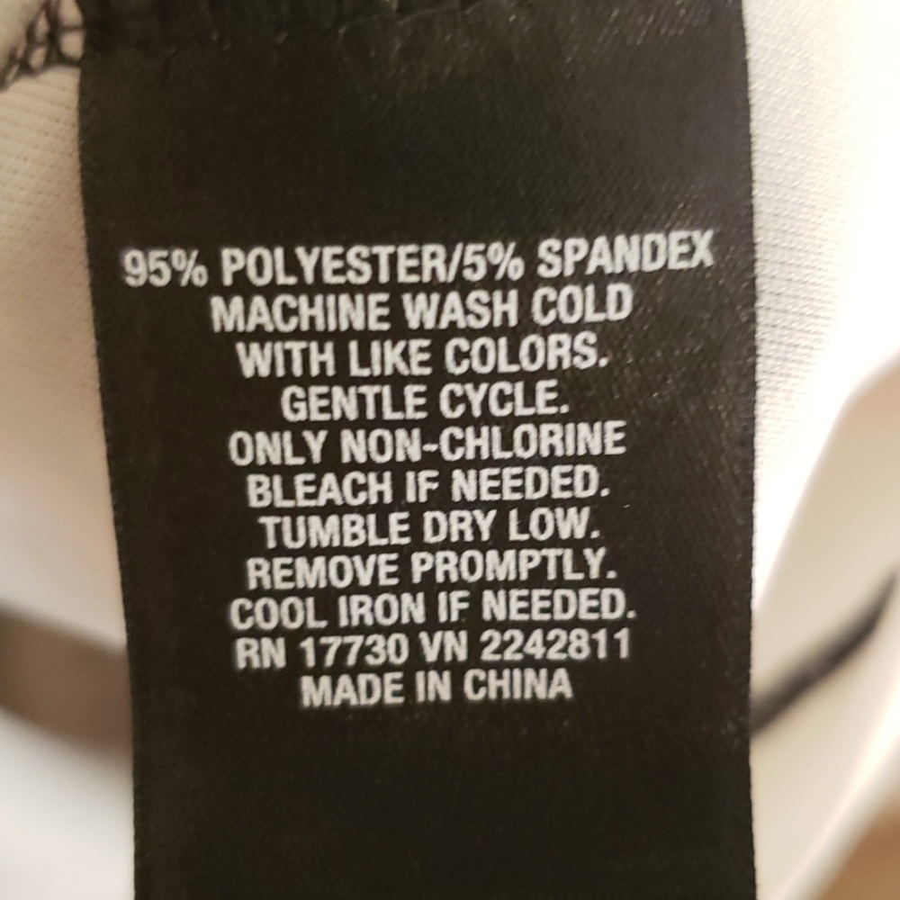 Used Mossimo Dress - Picture 4 of 4
